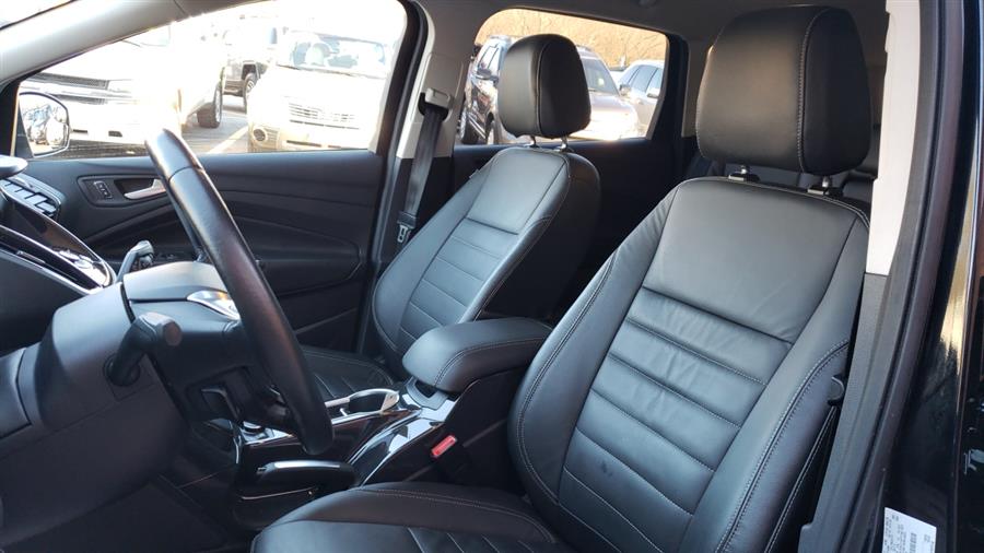 2016 Ford Escape 4WD 4dr Titanium, available for sale in Waterbury, Connecticut | National Auto Brokers, Inc.. Waterbury, Connecticut 2016 Ford Escape 4WD 4dr Titanium, available for sale in Waterbury, Connecticut | National Auto Brokers, Inc.. Waterbury, Connecticut