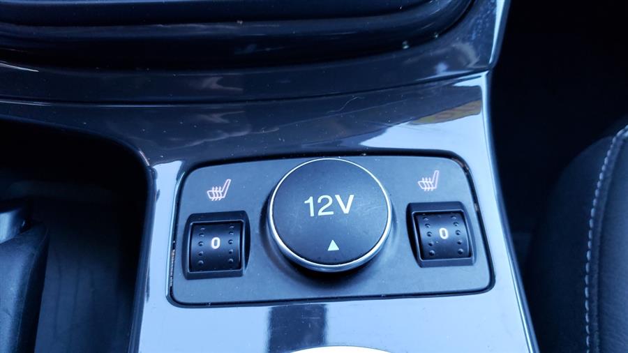 2016 Ford Escape 4WD 4dr Titanium, available for sale in Waterbury, Connecticut | National Auto Brokers, Inc.. Waterbury, Connecticut 2016 Ford Escape 4WD 4dr Titanium, available for sale in Waterbury, Connecticut | National Auto Brokers, Inc.. Waterbury, Connecticut