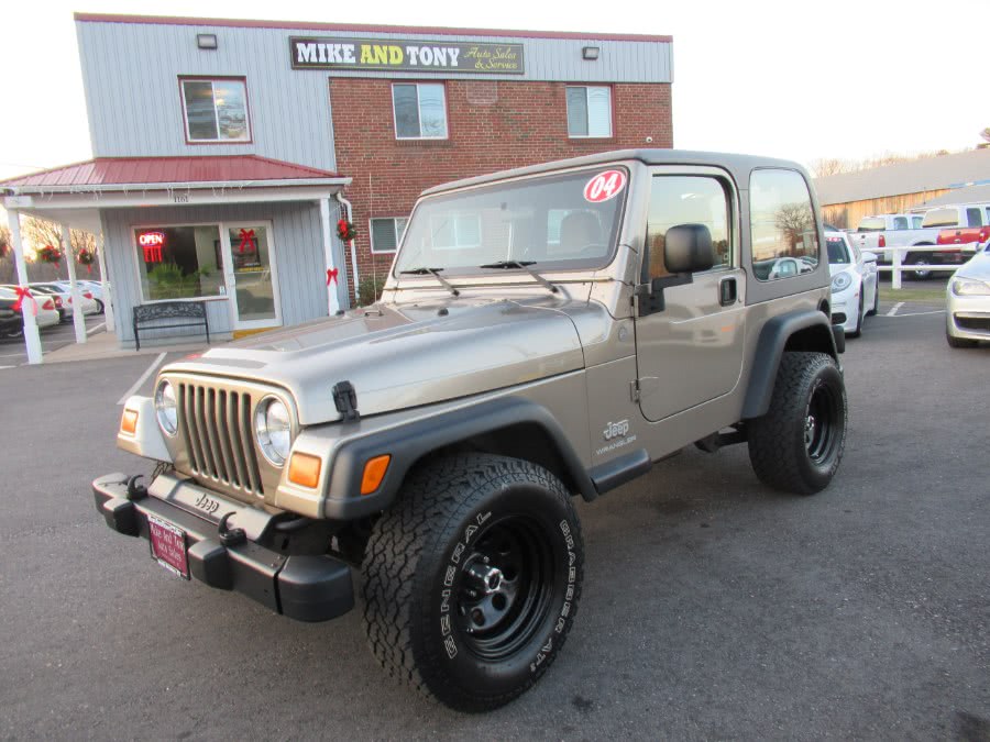 2004 Jeep Wrangler 2dr SE, available for sale in South Windsor, Connecticut | Mike And Tony Auto Sales, Inc. South Windsor, Connecticut
