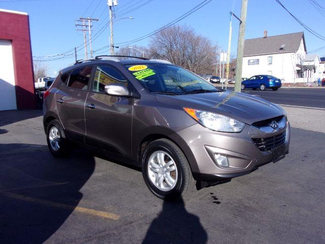 2012 Hyundai Tucson Limited Auto AWD, available for sale in New Haven, Connecticut | Boulevard Motors LLC. New Haven, Connecticut