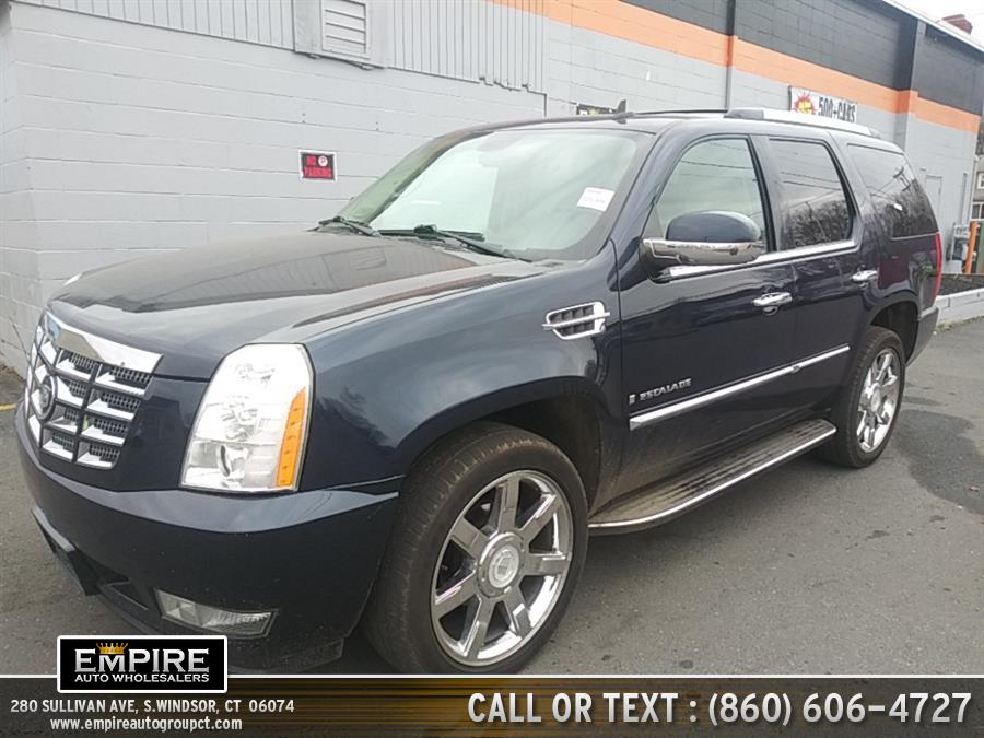 2008 Cadillac Escalade AWD 4dr, available for sale in S.Windsor, Connecticut | Empire Auto Wholesalers. S.Windsor, Connecticut
