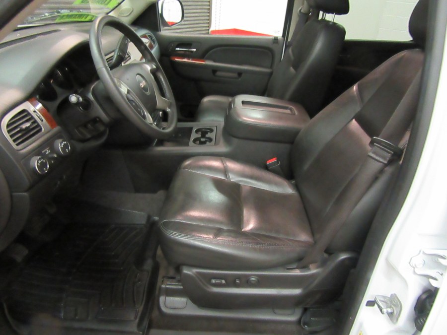 Used GMC Yukon 4WD 4dr 1500 SLT 2013 | Royalty Auto Sales. Little Ferry, New Jersey Used GMC Yukon 4WD 4dr 1500 SLT 2013 | Royalty Auto Sales. Little Ferry, New Jersey