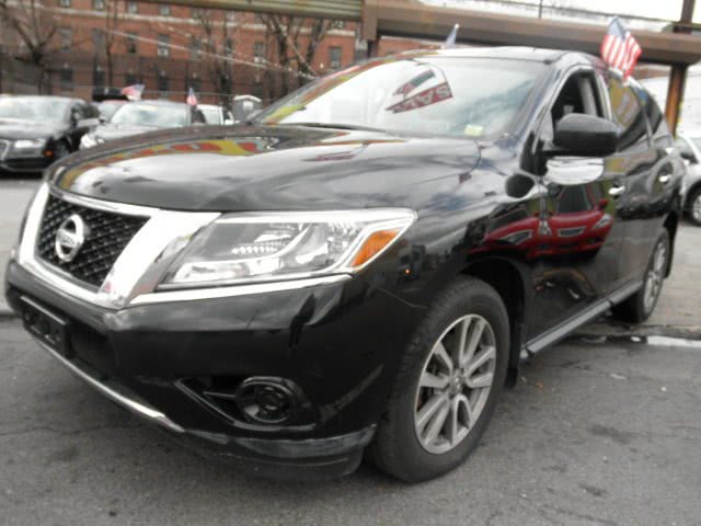 2014 Nissan Pathfinder 4WD 4dr SV, available for sale in Brooklyn, New York | Wide World Inc. Brooklyn, New York