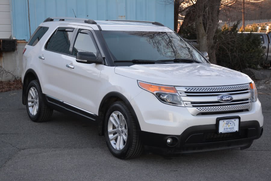 2014 Ford Explorer 4WD 4dr XLT, available for sale in Ashland , Massachusetts | New Beginning Auto Service Inc . Ashland , Massachusetts