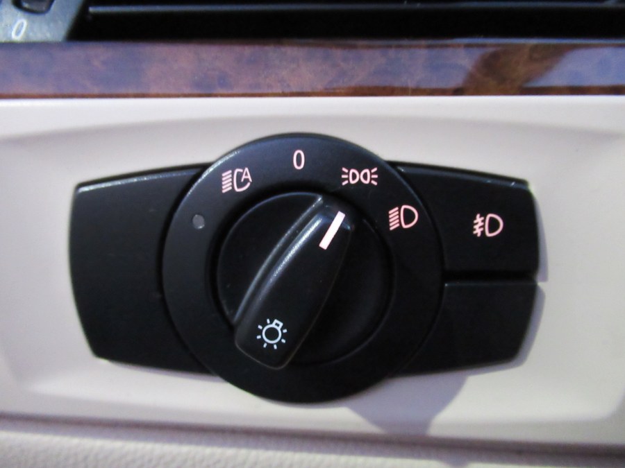 2008 BMW 3 Series 2dr Conv 328i, available for sale in South Windsor, Connecticut | Mike And Tony Auto Sales, Inc. South Windsor, Connecticut 2008 BMW 3 Series 2dr Conv 328i, available for sale in South Windsor, Connecticut | Mike And Tony Auto Sales, Inc. South Windsor, Connecticut