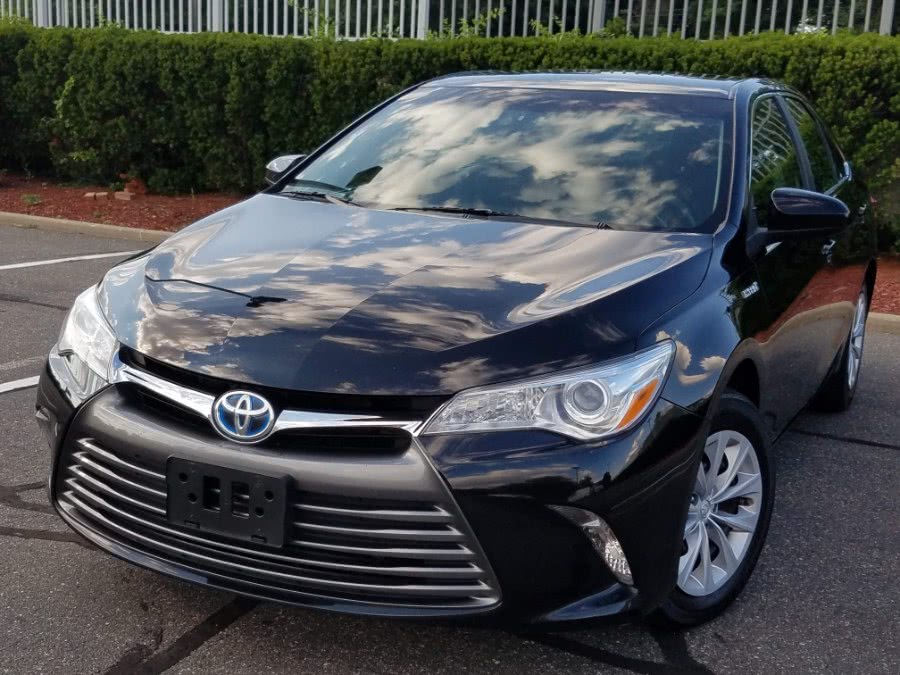 2017 Toyota Camry Hybrid w/Touch Screen Display, Back-Up Camera,Bluetooth, available for sale in Queens, NY