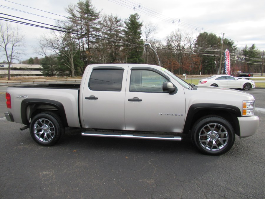 2009 Chevrolet Silverado 1500 4WD Crew Cab 143.5" LT, available for sale in South Windsor, Connecticut | Mike And Tony Auto Sales, Inc. South Windsor, Connecticut 2009 Chevrolet Silverado 1500 4WD Crew Cab 143.5" LT, available for sale in South Windsor, Connecticut | Mike And Tony Auto Sales, Inc. South Windsor, Connecticut