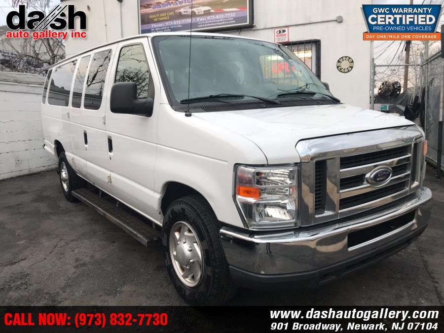 2012 Ford Econoline Wagon E-350 Super Duty Ext XLT, available for sale in Newark, New Jersey | Dash Auto Gallery Inc.. Newark, New Jersey