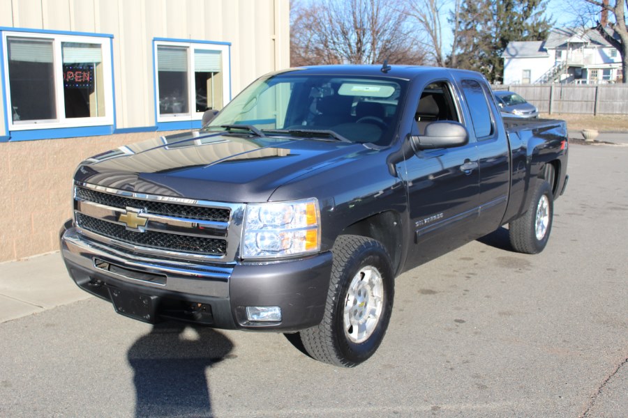 2011 Chevrolet Silverado 1500 4WD Ext Cab 143.5" LT, available for sale in East Windsor, Connecticut | Century Auto And Truck. East Windsor, Connecticut