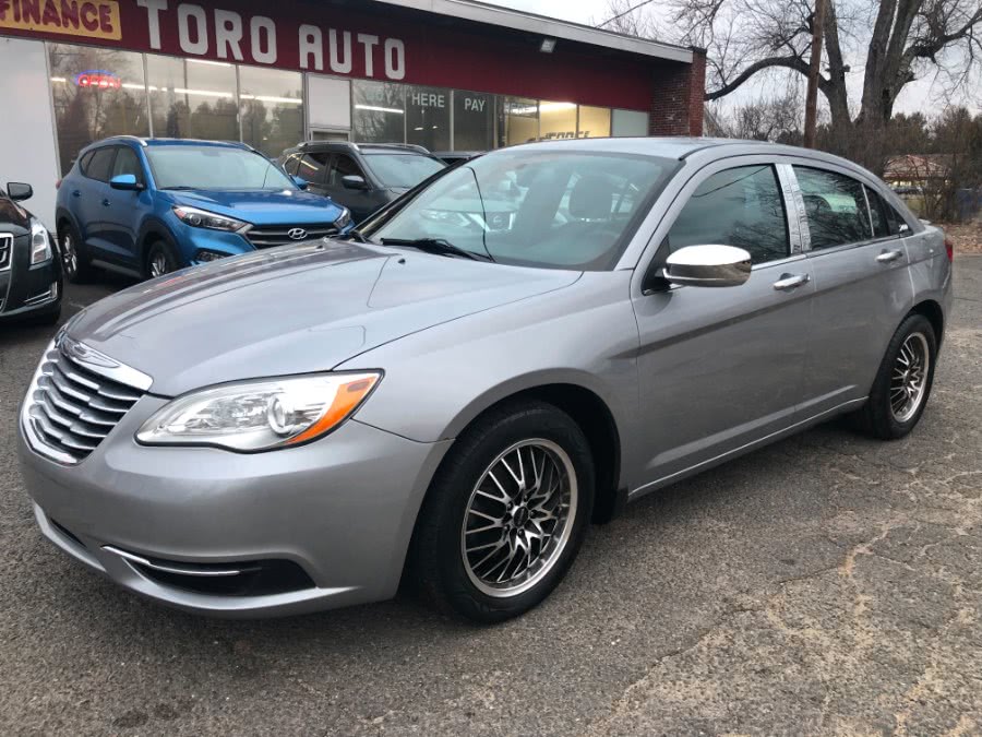 2014 Chrysler 200 LX, available for sale in East Windsor, Connecticut | Toro Auto. East Windsor, Connecticut