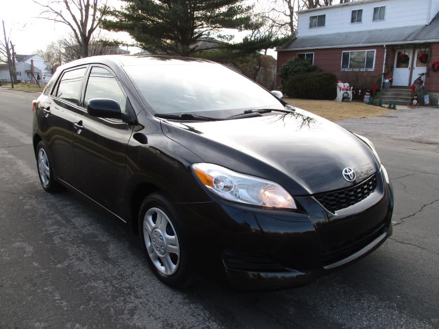 2009 Toyota Matrix 5dr Wgn Auto FWD, available for sale in West Babylon, New York | New Gen Auto Group. West Babylon, New York