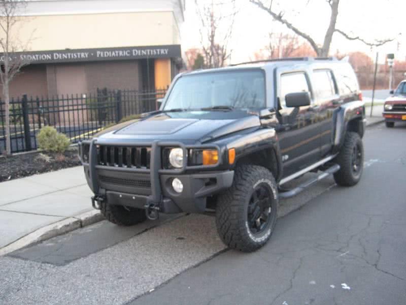 2007 Hummer H3 Base 4dr SUV 4WD, available for sale in Massapequa, New York | Rite Choice Auto Inc.. Massapequa, New York
