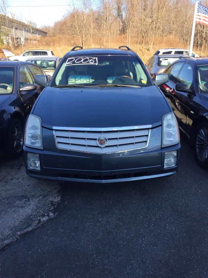 2006 Cadillac SRX 4dr V6 SUV, available for sale in West Babylon, New York | Boss Auto Sales. West Babylon, New York