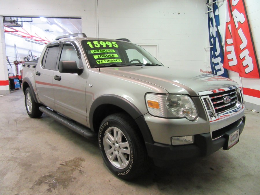 2008 Ford Explorer Sport Trac 4WD 4dr V8 XLT, available for sale in Little Ferry, New Jersey | Royalty Auto Sales. Little Ferry, New Jersey