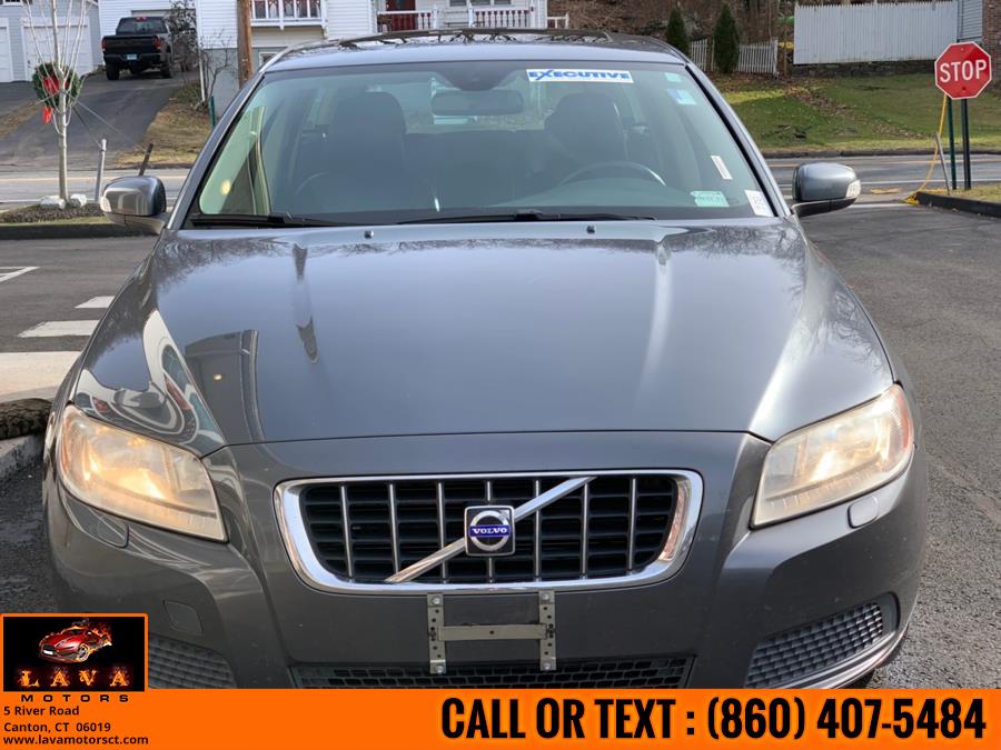 2008 Volvo V70 4dr Wgn w/Snrf, available for sale in Canton, Connecticut | Lava Motors. Canton, Connecticut