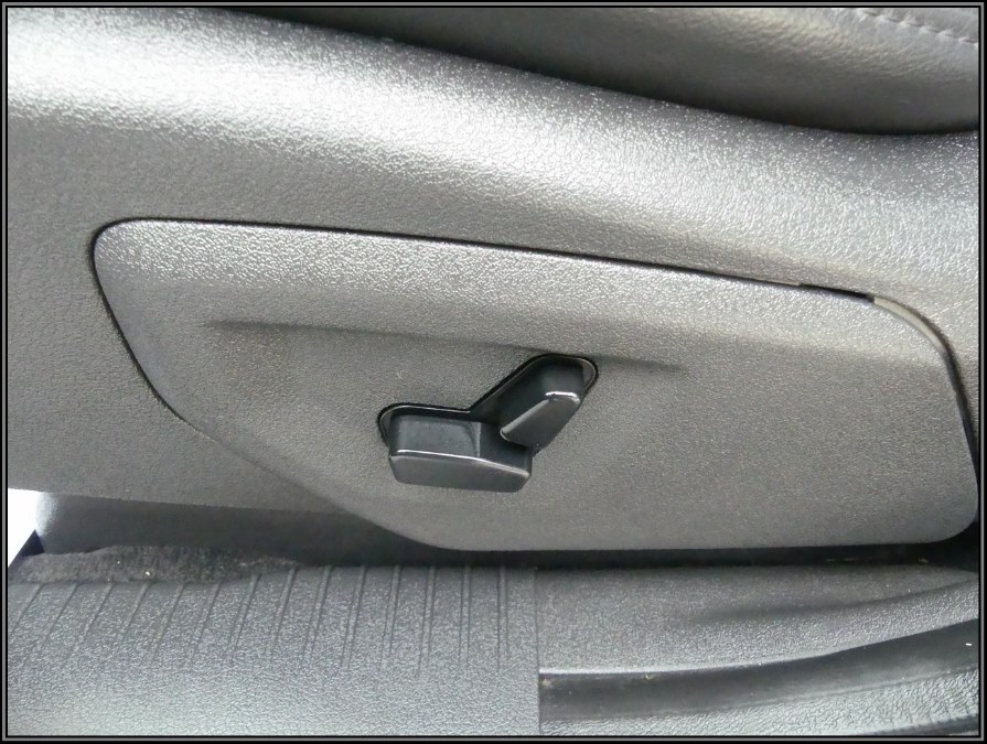 2009 Jeep Grand Cherokee 4WD 4dr Laredo, available for sale in Huntington Station, New York | My Auto Inc.. Huntington Station, New York 2009 Jeep Grand Cherokee 4WD 4dr Laredo, available for sale in Huntington Station, New York | My Auto Inc.. Huntington Station, New York