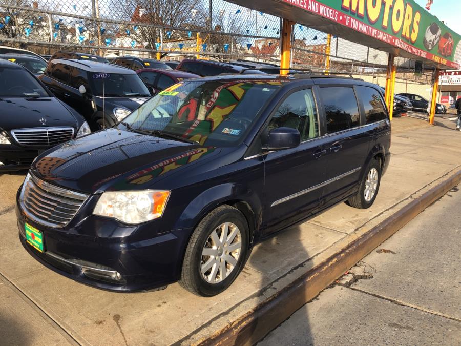 2014 Chrysler Town & Country 4dr Wgn Touring, available for sale in Jamaica, New York | Sylhet Motors Inc.. Jamaica, New York