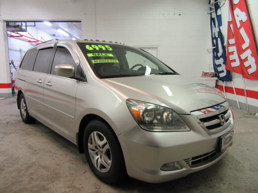 2005 Honda Odyssey EX-L AT, available for sale in Little Ferry, New Jersey | Royalty Auto Sales. Little Ferry, New Jersey