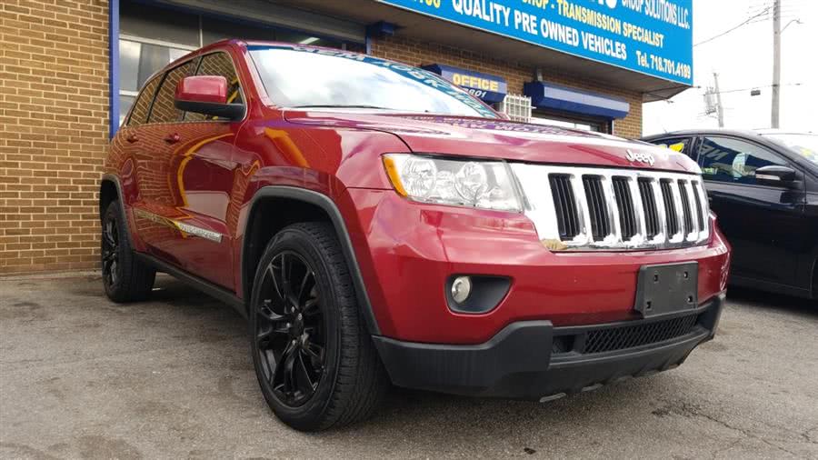 2012 Jeep Grand Cherokee 4WD 4dr Laredo, available for sale in Bronx, New York | New York Motors Group Solutions LLC. Bronx, New York