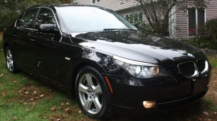 2008 BMW 5 Series 4dr Sdn 535xi AWD, available for sale in Stratford, Connecticut | Mike's Motors LLC. Stratford, Connecticut