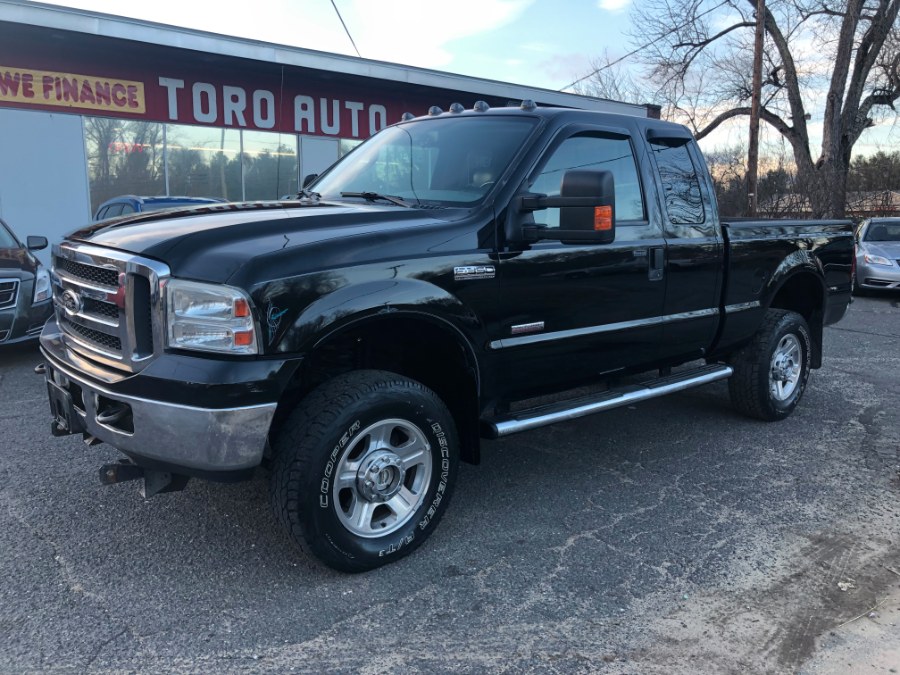 2006 Ford Super Duty F-350 SRW F350SD LARIAT 4WD * Leather Super Cab, available for sale in East Windsor, Connecticut | Toro Auto. East Windsor, Connecticut
