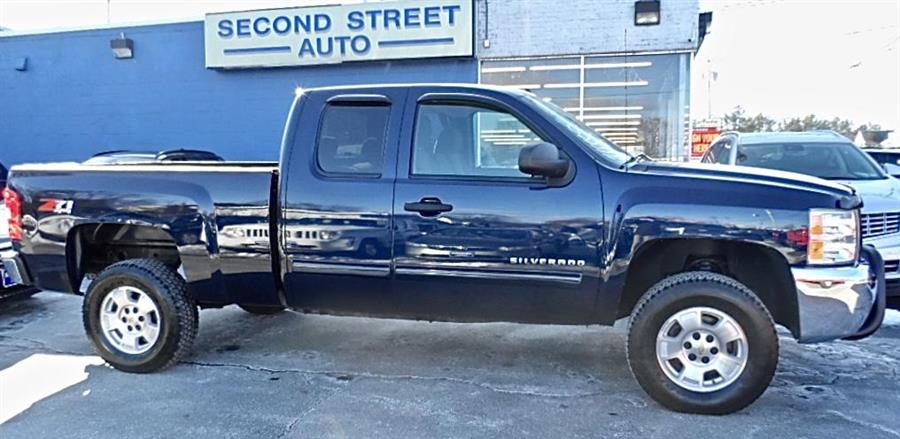 Used Chevrolet Silverado 1500 LT EXT. CAB 4WD 2012 | Second Street Auto Sales Inc. Manchester, New Hampshire