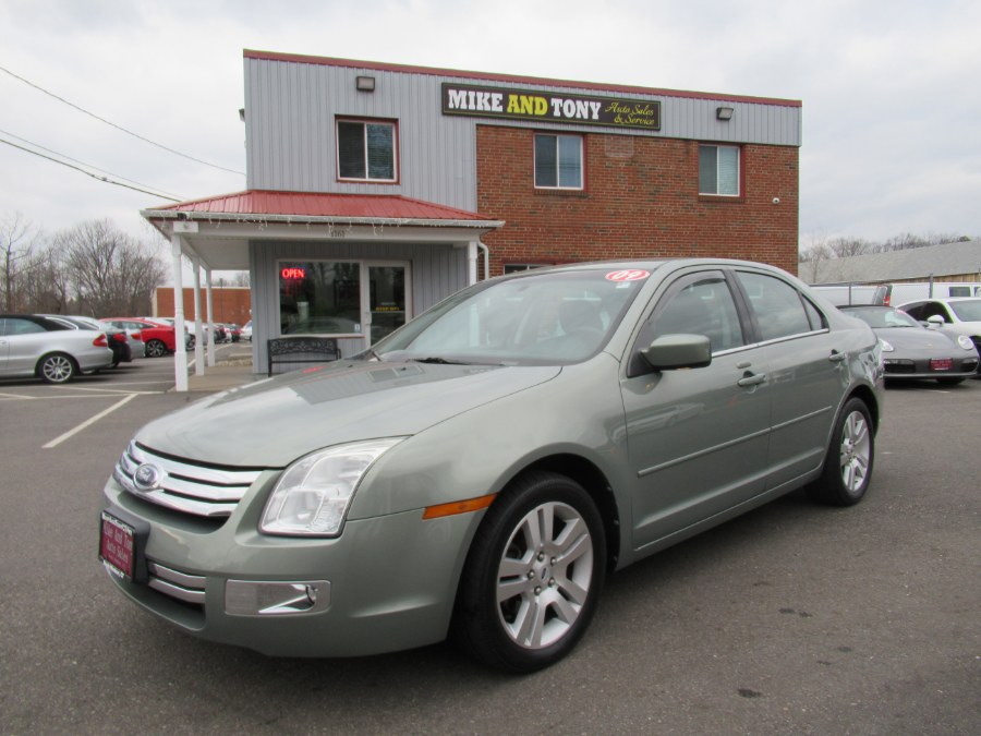 2009 Ford Fusion 4dr Sdn V6 SEL FWD, available for sale in South Windsor, Connecticut | Mike And Tony Auto Sales, Inc. South Windsor, Connecticut