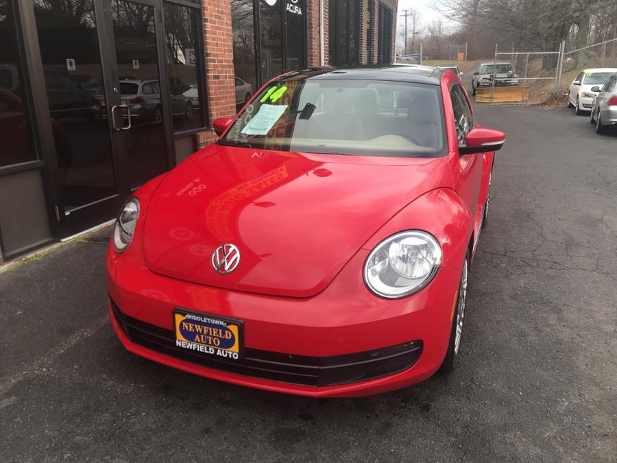 2014 Volkswagen Beetle Coupe 2dr Auto 1.8T w/Sun PZEV, available for sale in Middletown, Connecticut | Newfield Auto Sales. Middletown, Connecticut