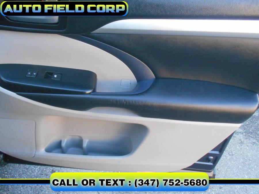 Used Toyota Highlander AWD 4dr V6 XLE (Natl) 2015 | Auto Field Corp. Jamaica, New York Used Toyota Highlander AWD 4dr V6 XLE (Natl) 2015 | Auto Field Corp. Jamaica, New York