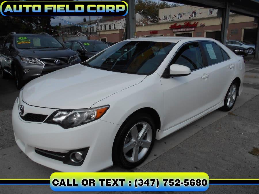 2014 Toyota Camry 4dr Sdn I4 Auto SE (Natl) *Ltd, available for sale in Jamaica, New York | Auto Field Corp. Jamaica, New York