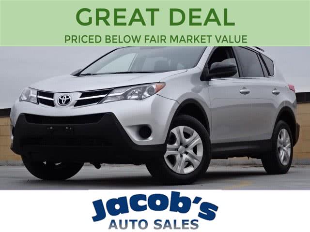 2015 Toyota RAV4 AWD 4dr LE (Natl), available for sale in Newton, Massachusetts | Jacob Auto Sales. Newton, Massachusetts