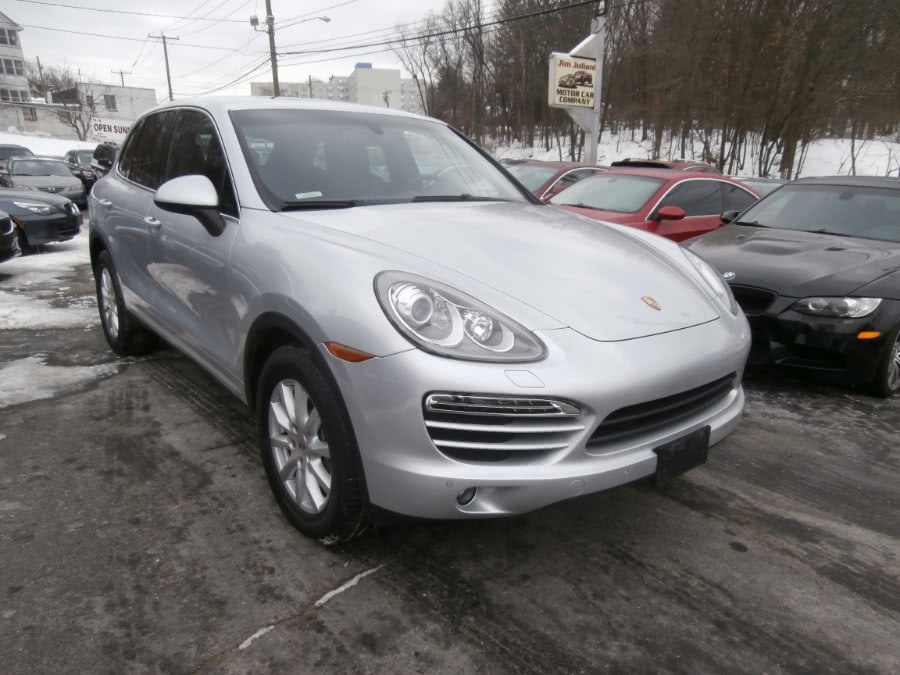 2013 Porsche Cayenne AWD 4dr Tiptronic, available for sale in Waterbury, Connecticut | Jim Juliani Motors. Waterbury, Connecticut