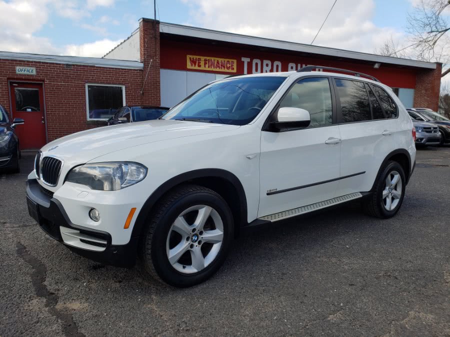 2008 BMW X5 AWD 4dr 3.0si Navi Roof Sport PKG, available for sale in East Windsor, Connecticut | Toro Auto. East Windsor, Connecticut