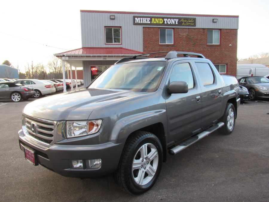 2012 Honda Ridgeline 4WD Crew Cab RTL, available for sale in South Windsor, Connecticut | Mike And Tony Auto Sales, Inc. South Windsor, Connecticut