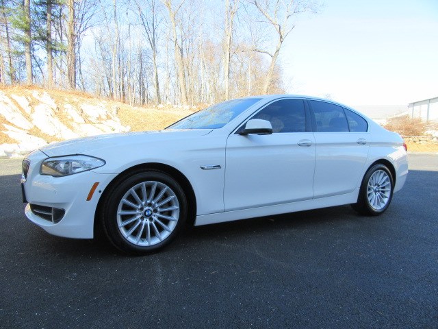 2013 BMW 5 Series 4dr Sdn 535i xDrive AWD, available for sale in Danbury, Connecticut | Performance Imports. Danbury, Connecticut