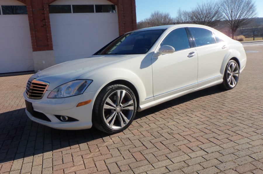2009 Mercedes-Benz S-Class 4dr Sdn 5.5L V8 4MATIC, available for sale in Shelton, Connecticut | Center Motorsports LLC. Shelton, Connecticut