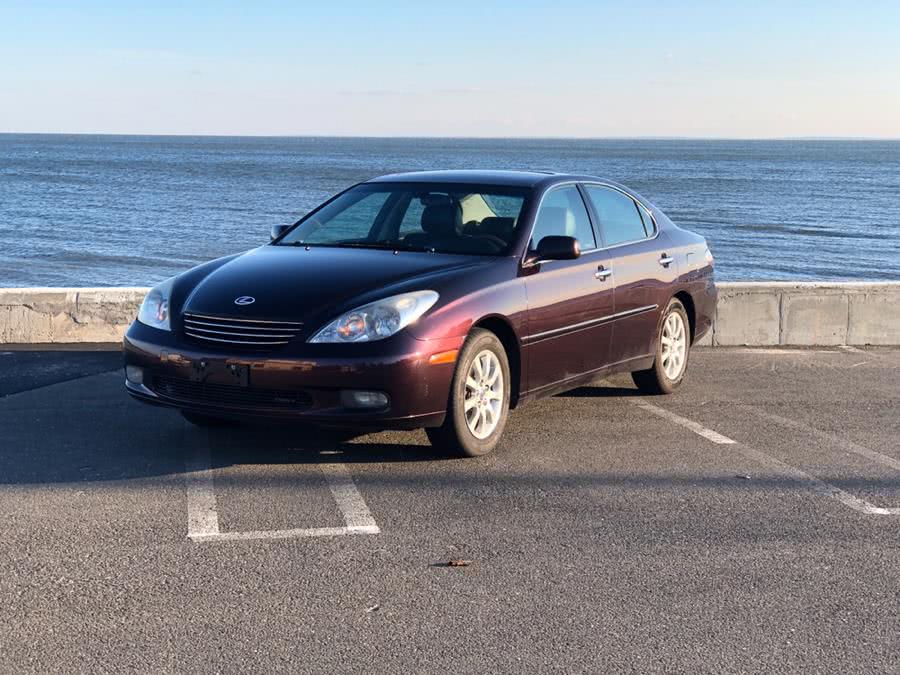2002 Lexus ES 300 4dr Sdn, available for sale in Milford, Connecticut | Village Auto Sales. Milford, Connecticut