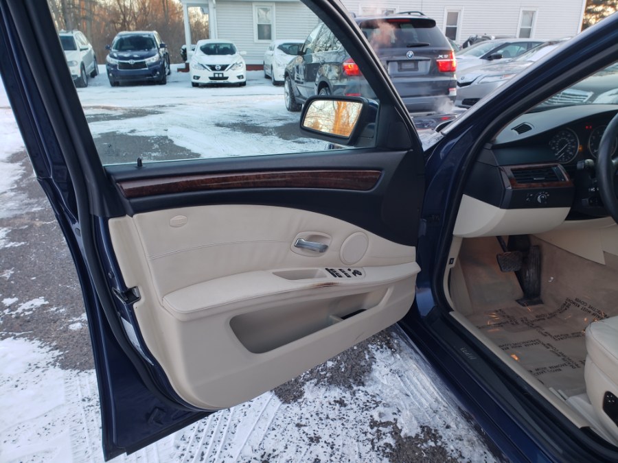 2008 BMW 5 Series 4dr Sdn 535xi AWD, available for sale in East Windsor, Connecticut | Toro Auto. East Windsor, Connecticut 2008 BMW 5 Series 4dr Sdn 535xi AWD, available for sale in East Windsor, Connecticut | Toro Auto. East Windsor, Connecticut