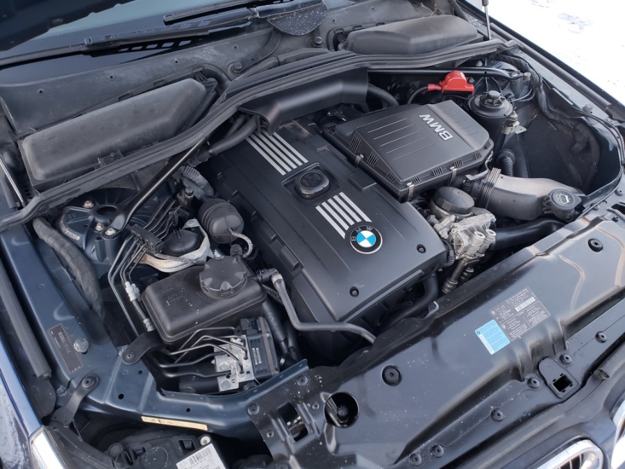 2008 BMW 5 Series 4dr Sdn 535xi AWD, available for sale in East Windsor, Connecticut | Toro Auto. East Windsor, Connecticut 2008 BMW 5 Series 4dr Sdn 535xi AWD, available for sale in East Windsor, Connecticut | Toro Auto. East Windsor, Connecticut