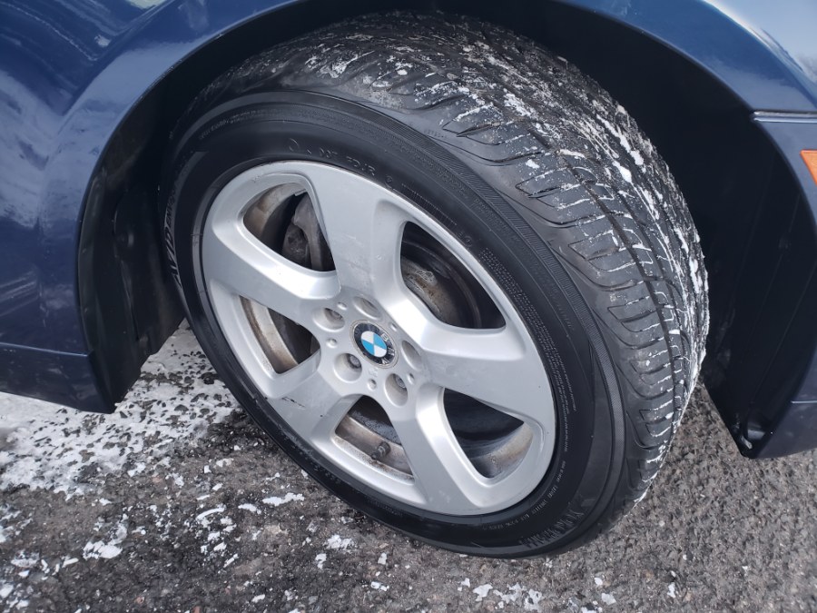 2008 BMW 5 Series 4dr Sdn 535xi AWD, available for sale in East Windsor, Connecticut | Toro Auto. East Windsor, Connecticut 2008 BMW 5 Series 4dr Sdn 535xi AWD, available for sale in East Windsor, Connecticut | Toro Auto. East Windsor, Connecticut