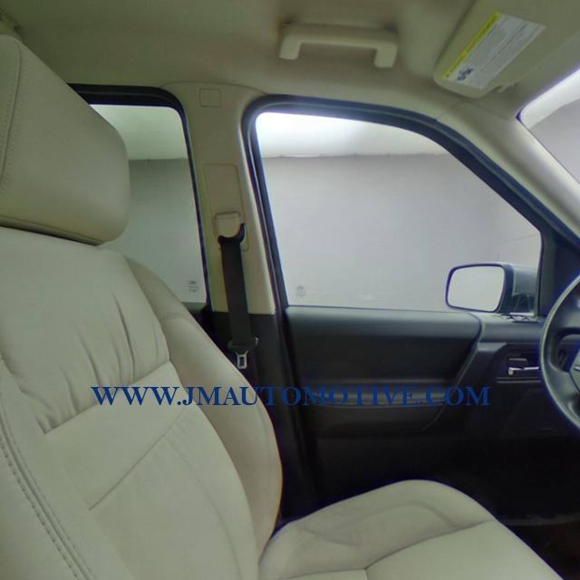2012 Land Rover Lr2 AWD 4dr HSE LUX, available for sale in Naugatuck, Connecticut | J&M Automotive Sls&Svc LLC. Naugatuck, Connecticut 2012 Land Rover Lr2 AWD 4dr HSE LUX, available for sale in Naugatuck, Connecticut | J&M Automotive Sls&Svc LLC. Naugatuck, Connecticut