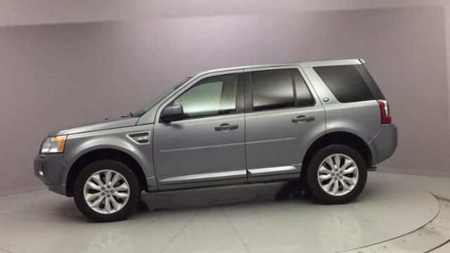 2012 Land Rover Lr2 AWD 4dr HSE LUX, available for sale in Naugatuck, Connecticut | J&M Automotive Sls&Svc LLC. Naugatuck, Connecticut 2012 Land Rover Lr2 AWD 4dr HSE LUX, available for sale in Naugatuck, Connecticut | J&M Automotive Sls&Svc LLC. Naugatuck, Connecticut