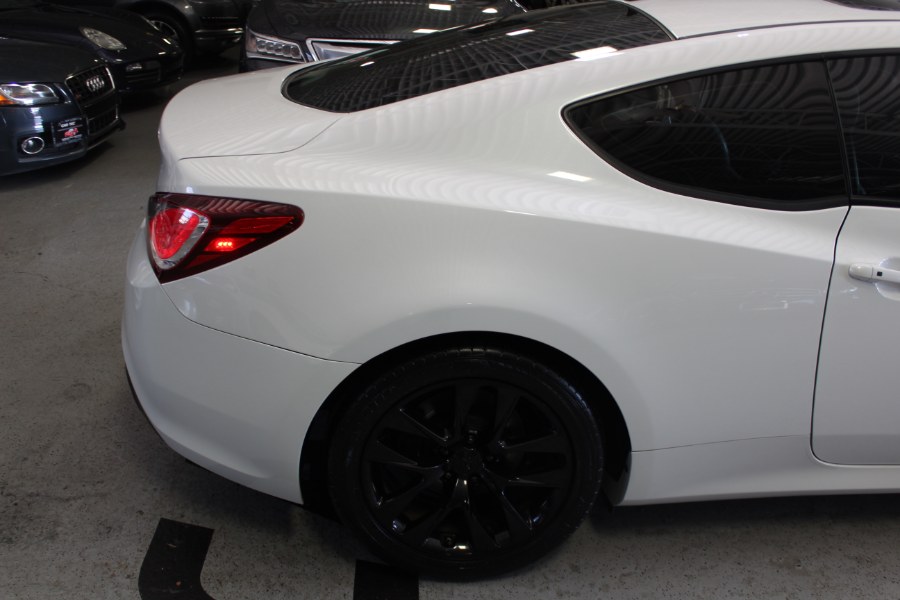2013 Hyundai Genesis Coupe 2dr I4 2.0T Auto Premium R-Spec, available for sale in Deer Park, New York | Car Tec Enterprise Leasing & Sales LLC. Deer Park, New York 2013 Hyundai Genesis Coupe 2dr I4 2.0T Auto Premium R-Spec, available for sale in Deer Park, New York | Car Tec Enterprise Leasing & Sales LLC. Deer Park, New York