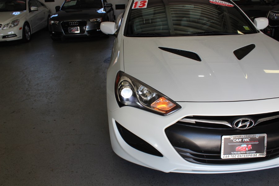 2013 Hyundai Genesis Coupe 2dr I4 2.0T Auto Premium R-Spec, available for sale in Deer Park, New York | Car Tec Enterprise Leasing & Sales LLC. Deer Park, New York 2013 Hyundai Genesis Coupe 2dr I4 2.0T Auto Premium R-Spec, available for sale in Deer Park, New York | Car Tec Enterprise Leasing & Sales LLC. Deer Park, New York