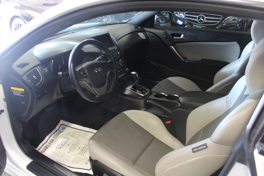 2013 Hyundai Genesis Coupe 2dr I4 2.0T Auto Premium R-Spec, available for sale in Deer Park, New York | Car Tec Enterprise Leasing & Sales LLC. Deer Park, New York 2013 Hyundai Genesis Coupe 2dr I4 2.0T Auto Premium R-Spec, available for sale in Deer Park, New York | Car Tec Enterprise Leasing & Sales LLC. Deer Park, New York