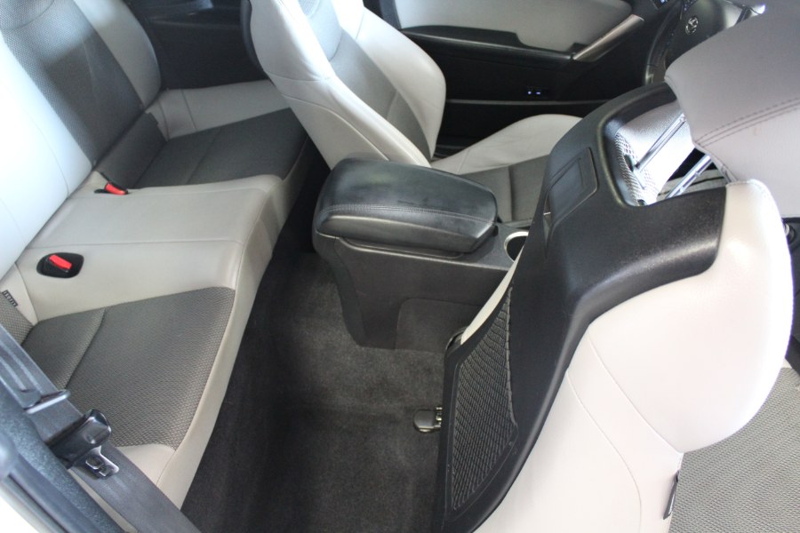 2013 Hyundai Genesis Coupe 2dr I4 2.0T Auto Premium R-Spec, available for sale in Deer Park, New York | Car Tec Enterprise Leasing & Sales LLC. Deer Park, New York 2013 Hyundai Genesis Coupe 2dr I4 2.0T Auto Premium R-Spec, available for sale in Deer Park, New York | Car Tec Enterprise Leasing & Sales LLC. Deer Park, New York