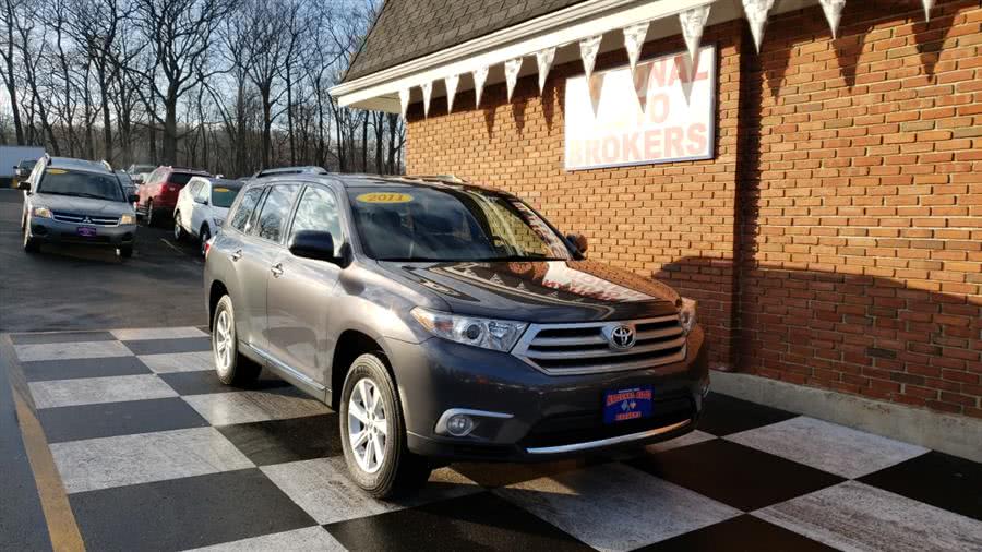 2011 Toyota Highlander 4WD 4dr V6 SE, available for sale in Waterbury, Connecticut | National Auto Brokers, Inc.. Waterbury, Connecticut