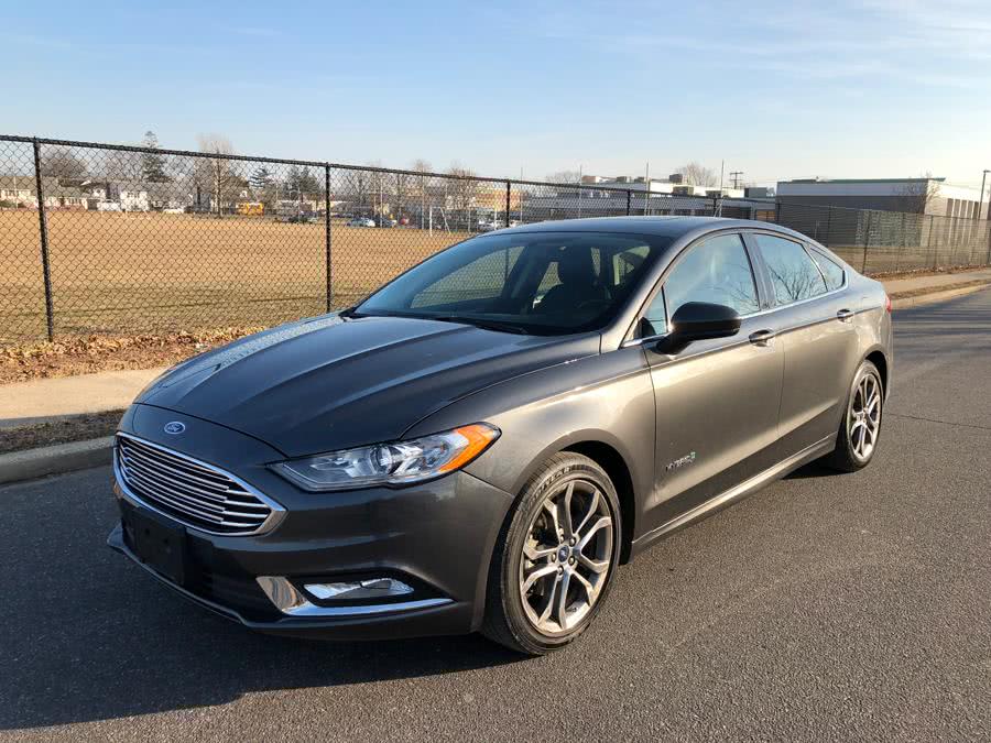 2017 Ford Fusion Hybrid SE FWD, available for sale in Copiague, New York | Great Buy Auto Sales. Copiague, New York