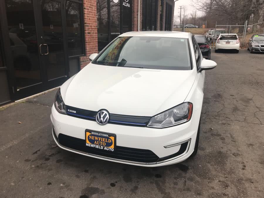 2016 Volkswagen e-Golf 4dr HB SE, available for sale in Middletown, Connecticut | Newfield Auto Sales. Middletown, Connecticut