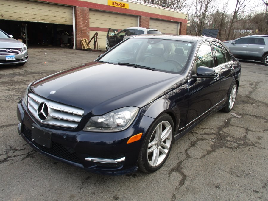 2012 Mercedes-Benz C-Class 4dr Sdn C300 4MATIC - Clean Carfax, available for sale in New Britain, Connecticut | Universal Motors LLC. New Britain, Connecticut